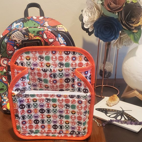 Loungefly Disney Marvel Avengers Backpack Organizer - Picture 1 of 1